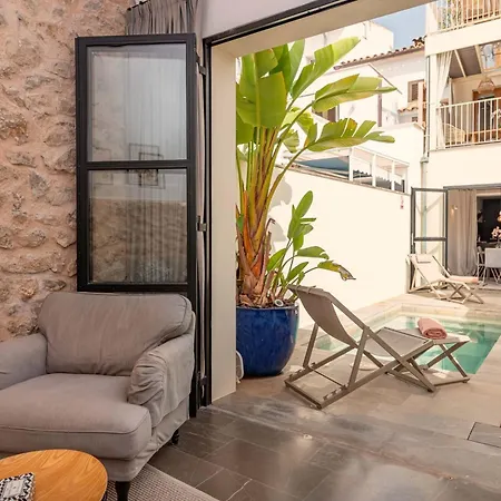 Villa Roser Vell By Sealand Pollenca